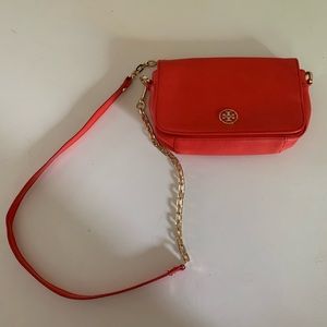 Tory Burch Crossbody/Baguette Too Cute ! 🧡🧡